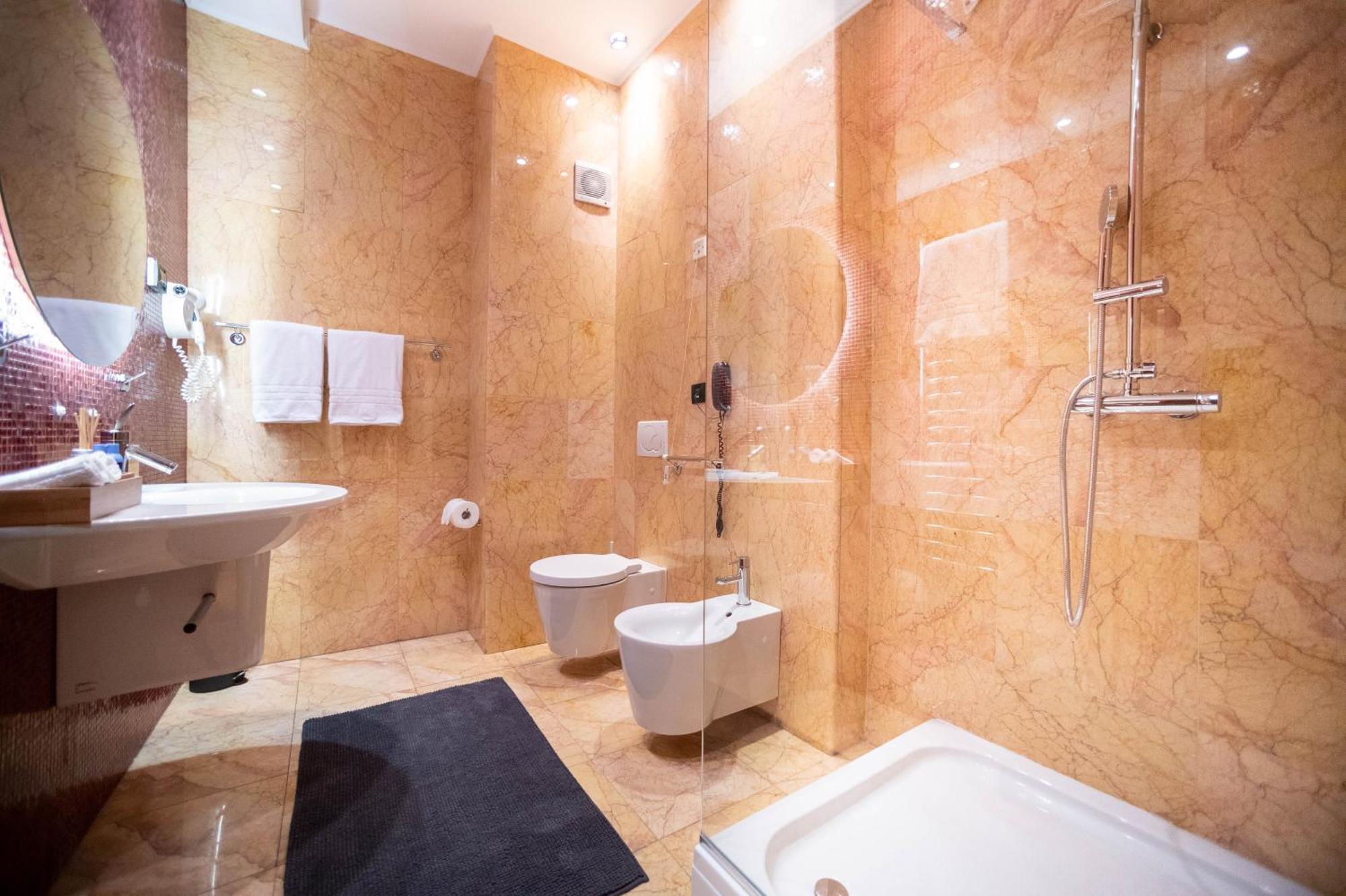Natali Luxury Suites- Mini Rooms Белград Экстерьер фото